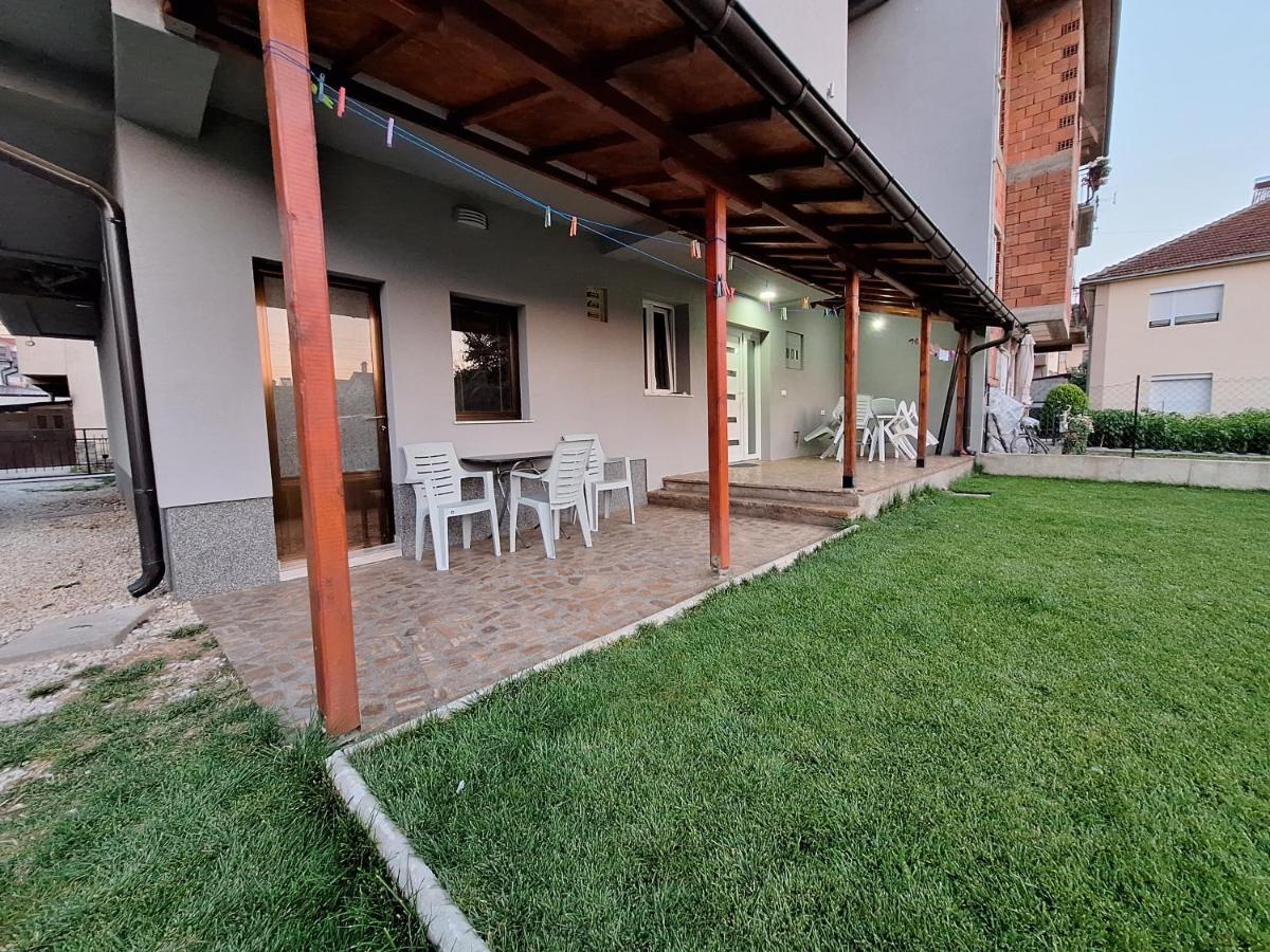 Studio Apartments Oleg Ohrida Exterior foto