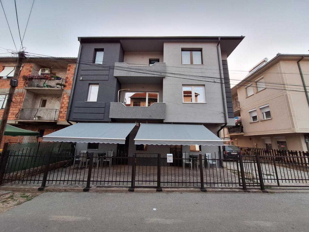 Studio Apartments Oleg Ohrida Exterior foto